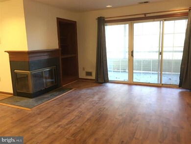 107 Lassen Ct unit 2, Princeton, NJ 08540 - photo 2