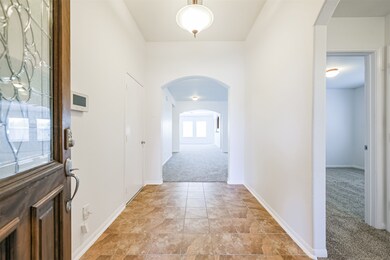 1077 Lasso Ct, Alvin, TX 77511 - photo 4