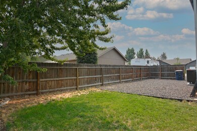 2917 SW Lava Ave, Redmond, OR 97756 - photo 6