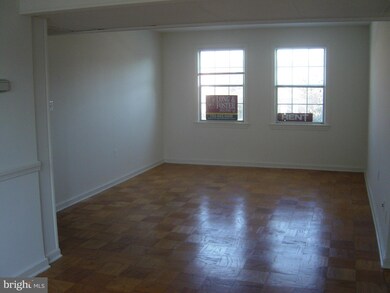 6604 10th St unit B1, Alexandria, VA 22307 - photo 2