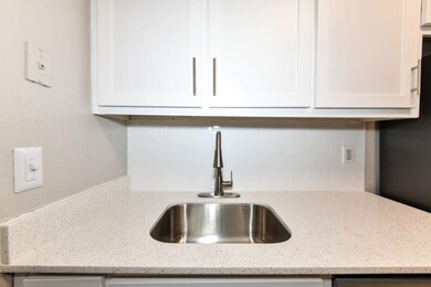 1000 Belmont Park Dr SE unit 1040F, Smyrna, GA 30080 - photo 2