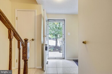 2812 Schubert Dr, Silver Spring, MD 20904 - photo 6