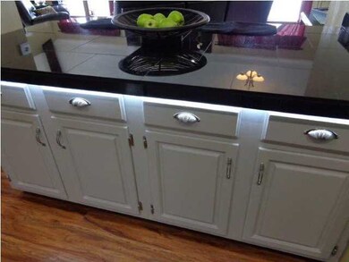 UNTER COUNTER LIGHTS.
