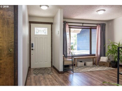 Entrance/Foyer