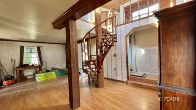 86 Center St, Hayfork, CA 96041 - photo 5