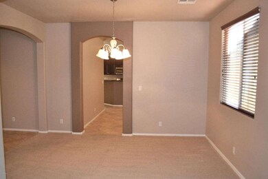 07 Dining Room