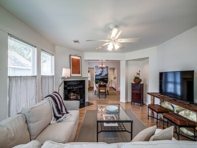 1524 Columbia St, Houston, TX 77008 - photo 6