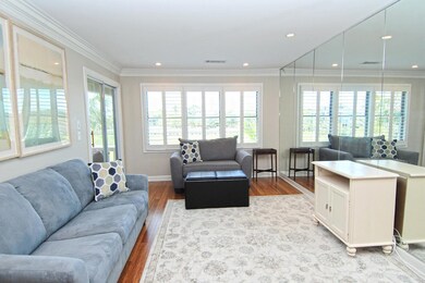 MLS_DSC_0119_living 1_fxed