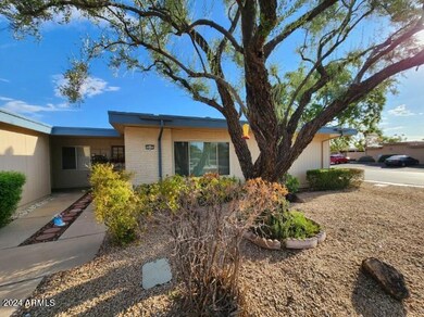 10895 W Emerald Dr, Sun City, AZ 85351 - photo 2