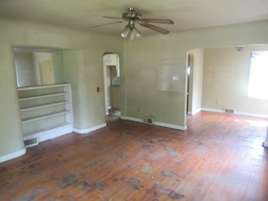 211 S Lafayette St, Byron, IL 61010 - photo 3