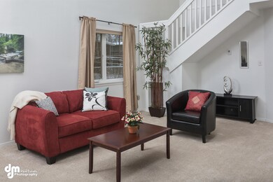 Living Room_DMD_0178-FULL