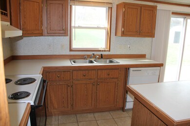 Kitchen (3)