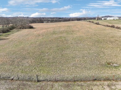 0 Polk unit RTC3043374, Columbia, TN 38401 - photo 4