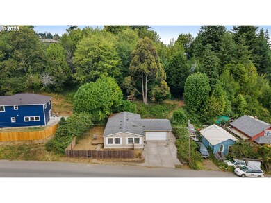 766 Southwest Blvd, Coos Bay, OR 97420 - photo 2