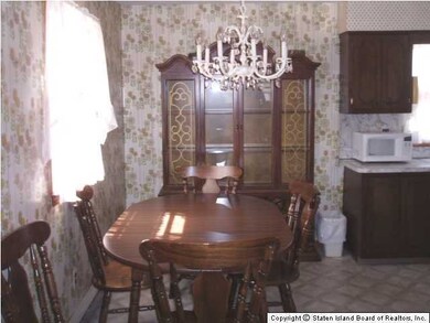 93 Twombly Ave, Staten Island, NY 10306 - photo 3