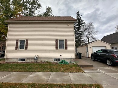 700 Sinclair Lewis Ave, Sauk Centre, MN 56378 - photo 3