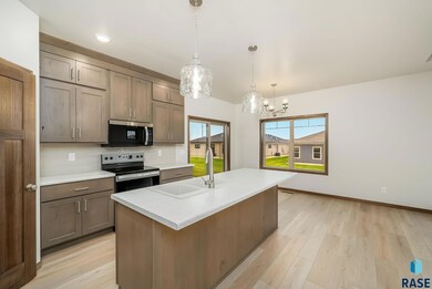 2409 E Tinley St St, Brandon, SD 57005 - photo 5