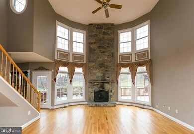 16843 Harbour Town Dr, Silver Spring, MD 20905 - photo 2