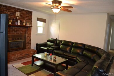 10916 Beaver Castle Rd, Hopewell, VA 23860 - photo 5