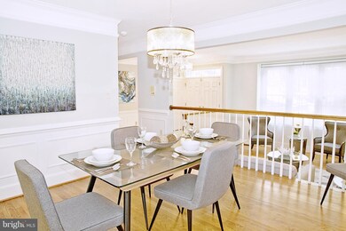 8302 Rising Ridge Way, Bethesda, MD 20817 - photo 4