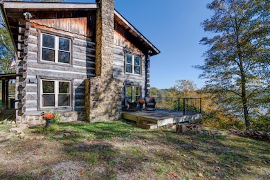 522 N Main St, Versailles, IN 47042 - photo 2