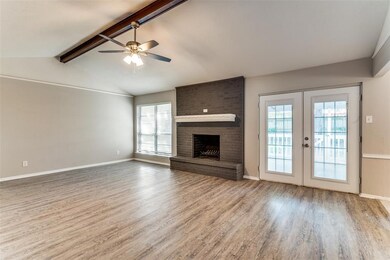 8404 Glenann Dr, North Richland Hills, TX 76182 - photo 7