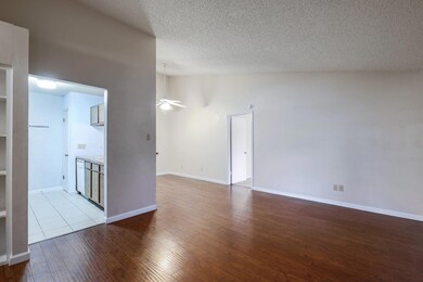 4407 Limewood Ct unit B, Austin, TX 78727 - photo 6