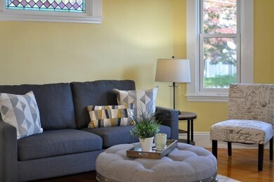 42 Walnut St unit 42, Arlington, MA 02476 - photo 6