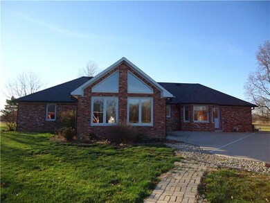 3943 N 75 W, Franklin, IN 46131 - photo 2