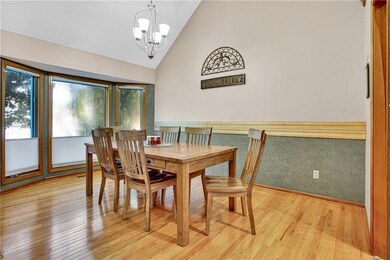 8573 Hauser Ct, Lenexa, KS 66215 - photo 3