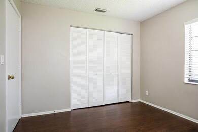 9275 Edgemont Ln, Boca Raton, FL 33434 - photo 7