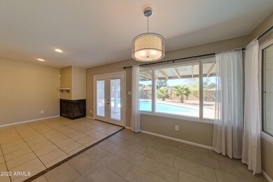 12420 N 43rd Ln Glendale AZ-print-011-00