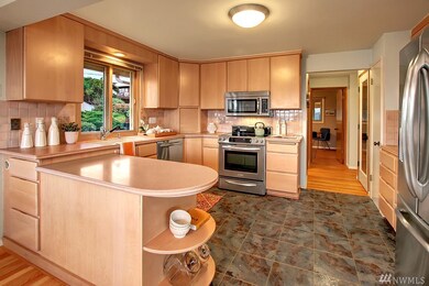 924 S 226th Place, Des Moines, WA 98198 - photo 5