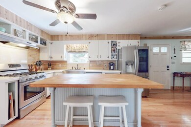 Farmhouse sink!
