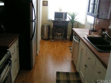 Kitchen has been completely gone through. New coun