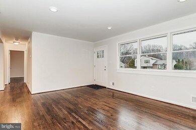214 Highmeadow Rd, Reisterstown, MD 21136 - photo 2