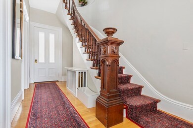 42 Maple St, Auburndale, MA 02466 - photo 4