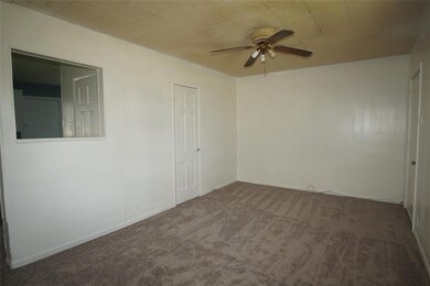 1706 Redwood Dr unit 1708, Cleburne, TX 76033 - photo 2
