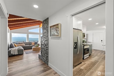 3161 Locust Ave, Bellingham, WA 98225 - photo 6