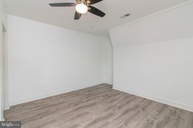 22 N Rigby Ave unit 3RD FL, Lansdowne, PA 19050 - photo 6