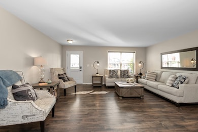 1981 Stapleton Rd, New Lenox, IL 60451 - photo 5