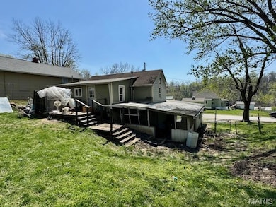 1018 Hayward St, Hannibal, MO 63401 - photo 4