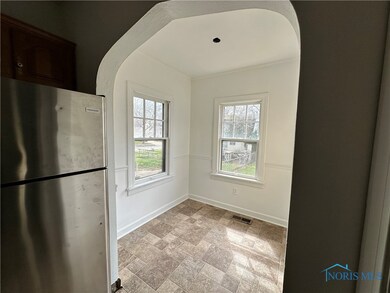 2807 Oak Grove Place, Toledo, OH 43613 - photo 5