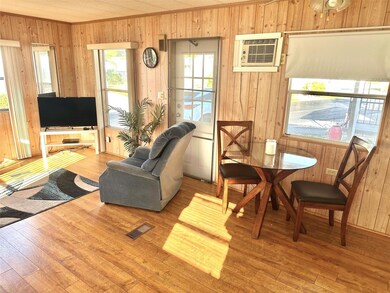 8300 Seminole Blvd unit 318, Seminole, FL 33772 - photo 4