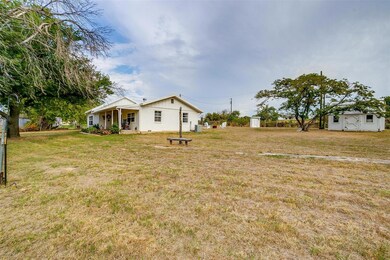 1702 Fm 2048, Boyd, TX 76023 - photo 7