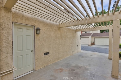 845 Daffodil Dr, Riverside, CA 92507 - photo 7