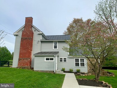 35285 Snickersville Turnpike, Round Hill, VA 20141 - photo 2