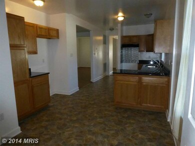 11209 Hollywood Rd, Hagerstown, MD 21740 - photo 5