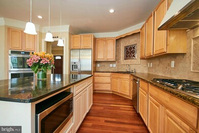 2236 Van Buren Ct, Falls Church, VA 22043 - photo 7