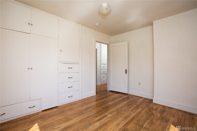 312 W Main St, Everson, WA 98247 - photo 2